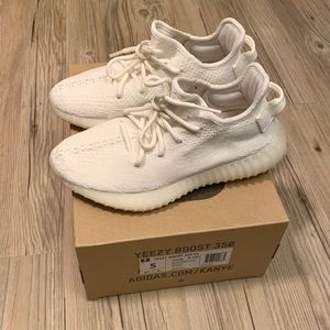 🚫SOLD Yeezy Boost 350 V2 Cream/Triple White